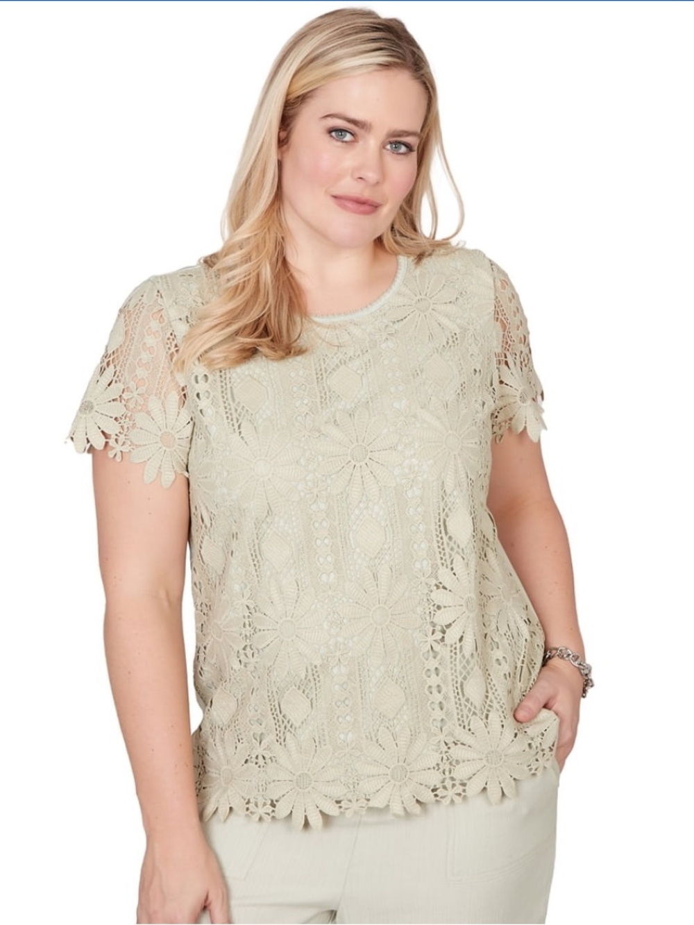 NWOT Alfred Dunner Top Floral Lace Overlay Short Sleeves Petite Medium
